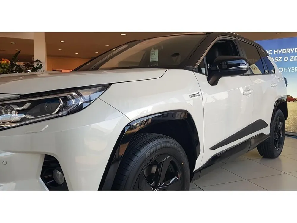 Boční lišty dveří Toyota RAV4 V 2019-2025 • F64 Horká Nabídka