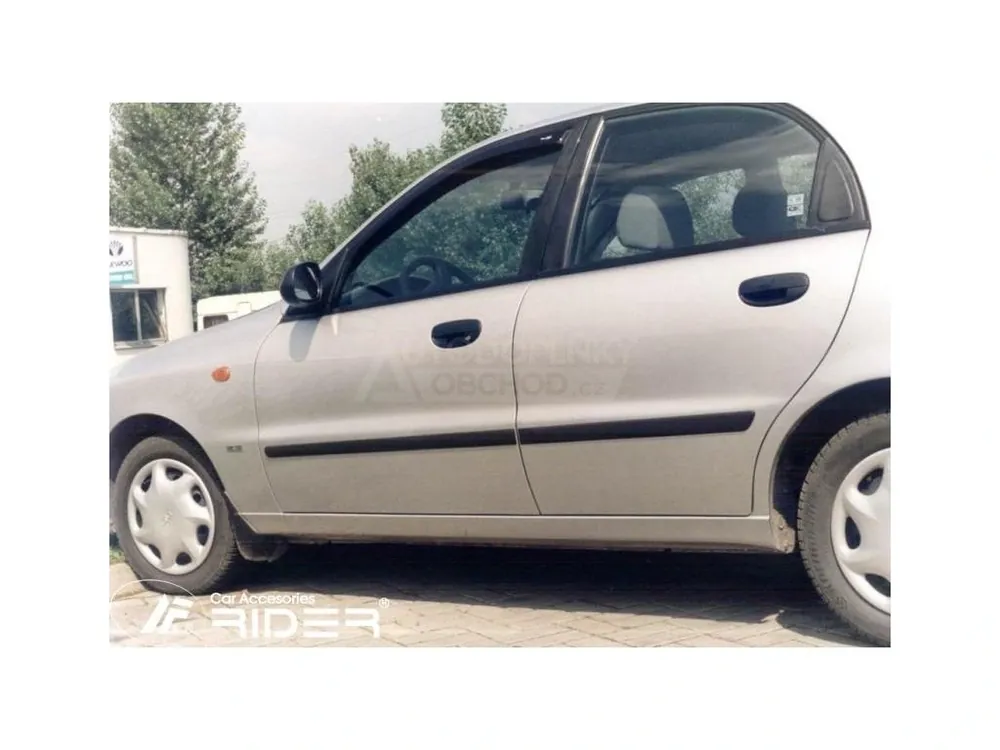 Boční lišty dveří Daewoo Lanos 5D 1997- Hatchback Sleva