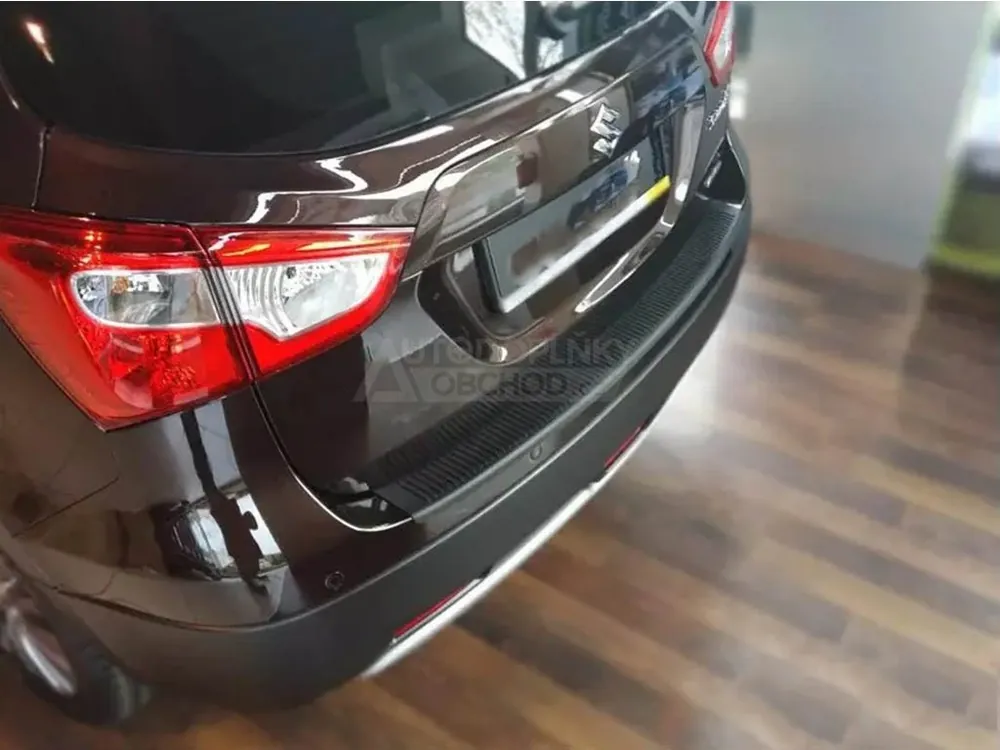 Kryt prahu pátých dveří Suzuki SX4 S-Cross 2013-2021 • tvrzený plast Vysoce Kvalitní