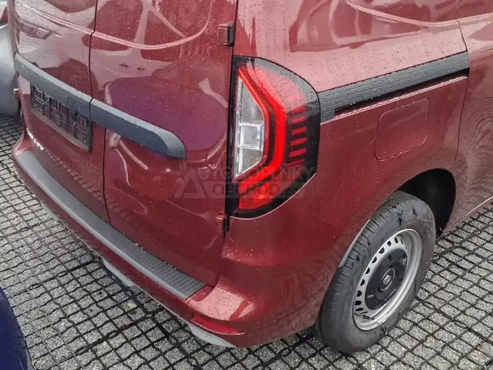 Kryt prahu pátých dveří Nissan Townstar 2022-2026 • tvrzený plast Objednat Nyní