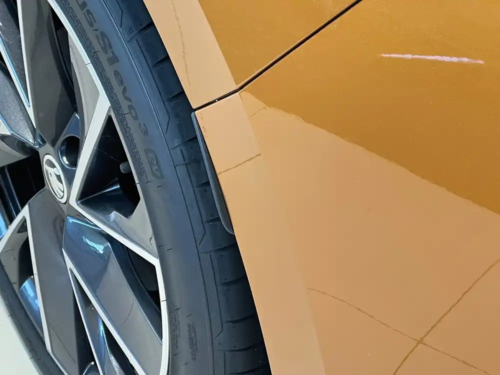 Škoda Enyaq iV, Elroq-Plastový nástavek zadního blatníku original - levý Ověřený