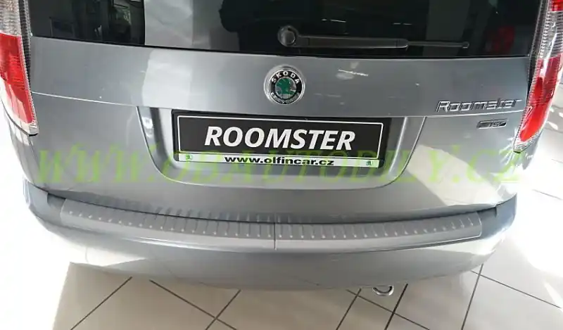 Škoda Roomster-Ochranný kryt zadního nárazníku - stříbrný Vysoce Kvalitní
