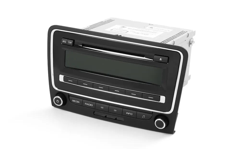 Zlevněný Škoda Superb II-Autoradio SWING original