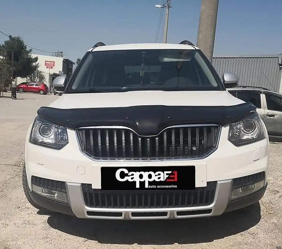 Škoda Yeti facelift-Ochranná lišta přední kapoty CappaFE - plexi černé lesklé Cenově Výhodný