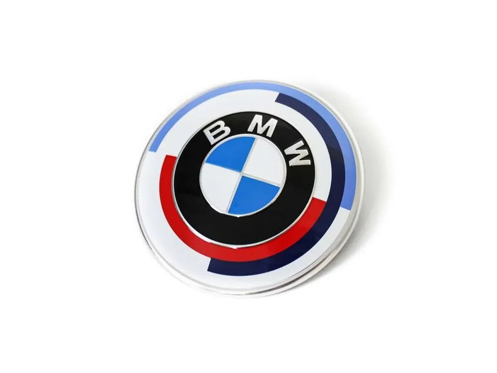 Objednat Nyní BMW znak 82mm výroční 50 let M anniversary na kapotu a kufr